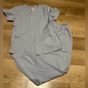 Med Couture Lavender Gray Scrub Set